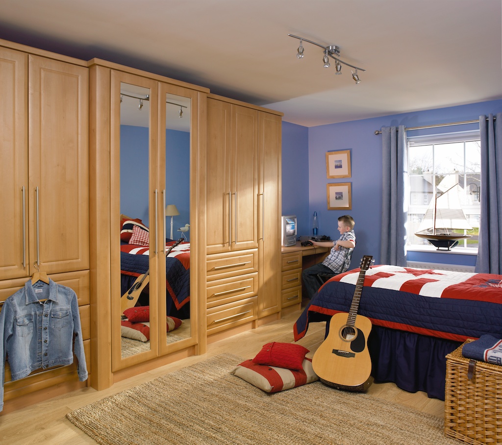 Bedroom in Stamford style shown in Celtic Birch